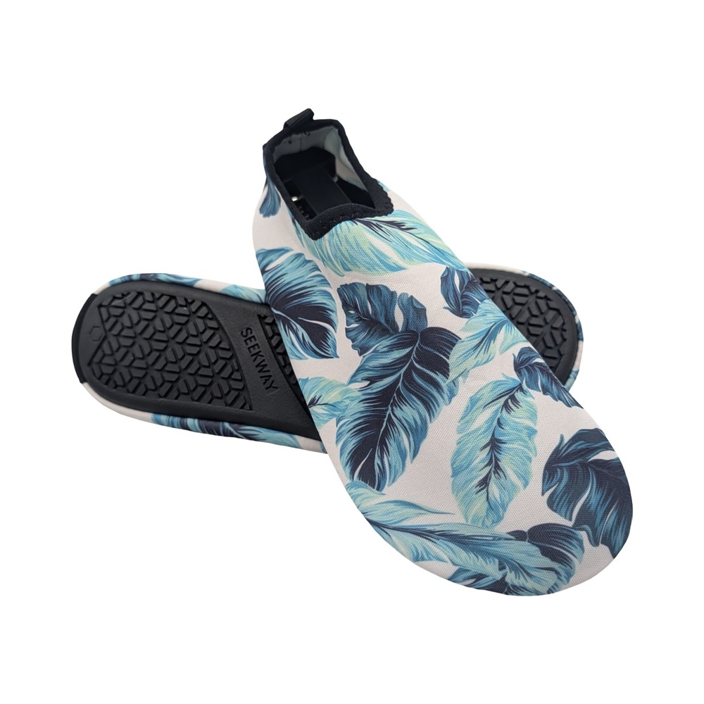Seekway Water‎ Shoes Tropical Leaf Print Blue White Aqua Socks Size 8.5-9 Approx